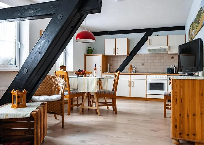 Weingut Schuh - Zur Bosel 3* كوسفيج