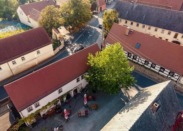 Weingut Schuh - Zur Bosel 3*